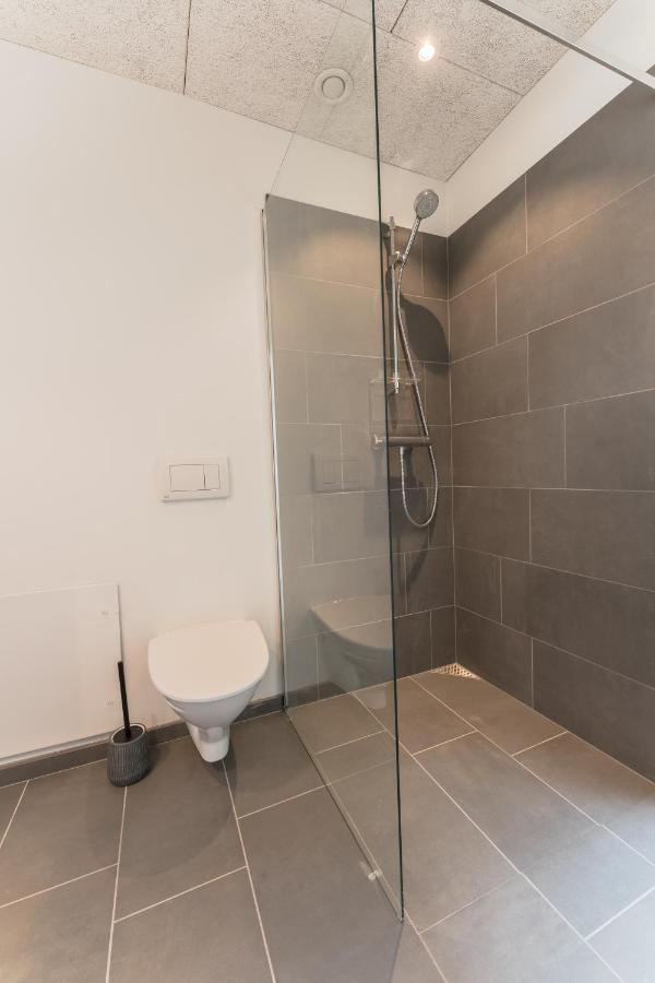 Studio Apartments Close To Airport Mithvagur Extérieur photo