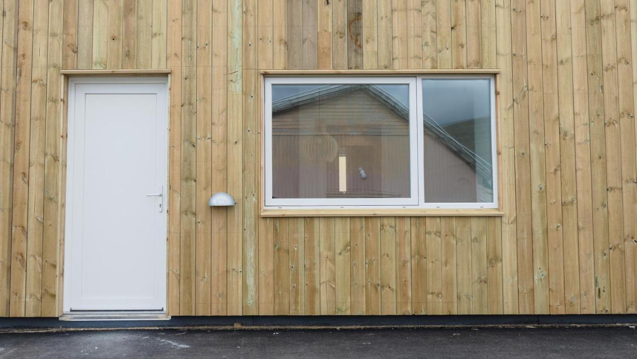 Studio Apartments Close To Airport Mithvagur Extérieur photo
